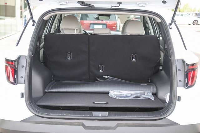 2026 Hyundai TUCSON HYBRID SE