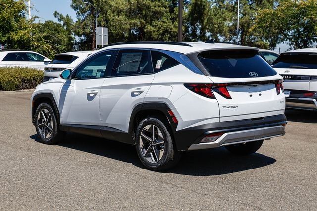 2026 Hyundai TUCSON HYBRID SEL FWD