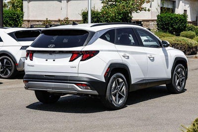 2026 Hyundai TUCSON HYBRID SEL FWD