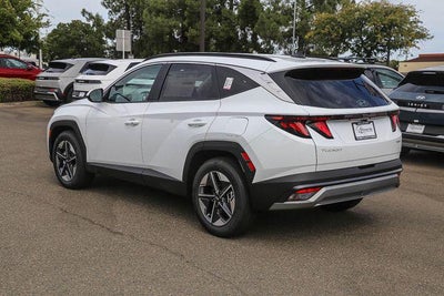 2026 Hyundai TUCSON HYBRID SEL FWD
