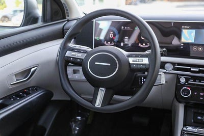 2026 Hyundai TUCSON HYBRID SEL AWD