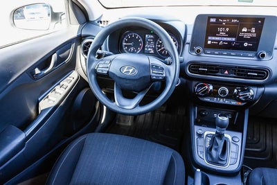 2023 Hyundai KONA SEL