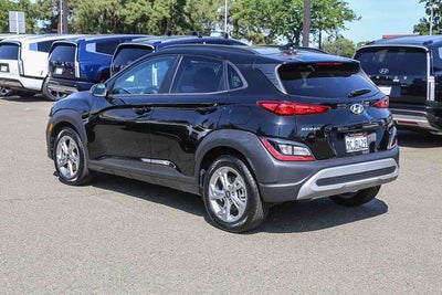 2022 Hyundai KONA SEL