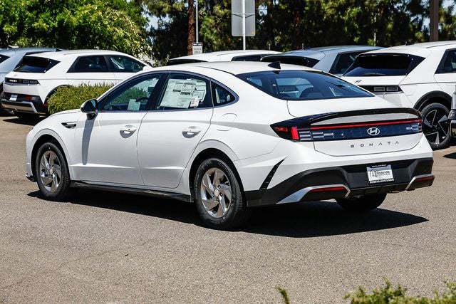 2026 Hyundai SONATA SE