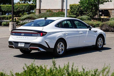 2026 Hyundai SONATA SE
