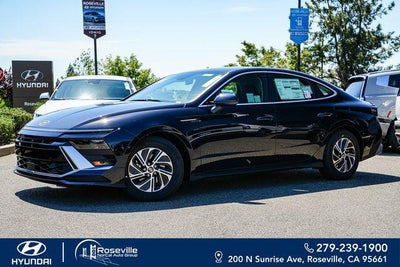 2026 Hyundai SONATA HYBRID Blue