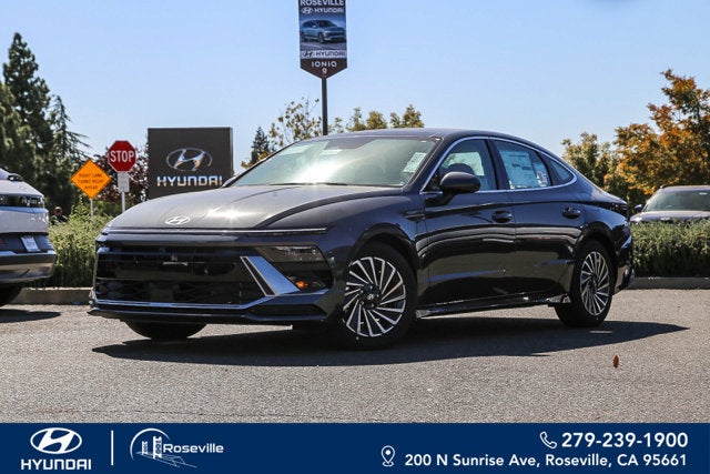 2027 Hyundai Sonata Hybrid Limited