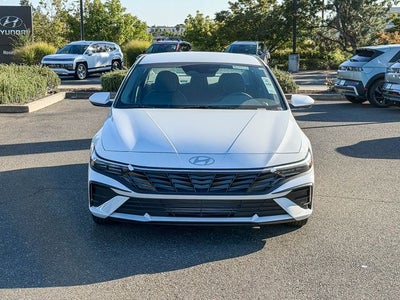 2026 Hyundai ELANTRA SE