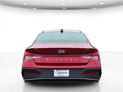 2026 Hyundai ELANTRA SE
