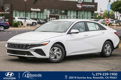 2026 Hyundai ELANTRA SE
