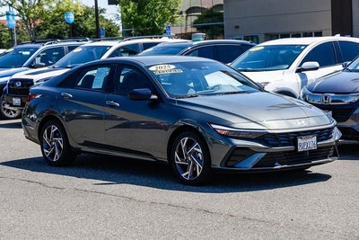 2025 Hyundai ELANTRA HYBRID SEL Sport