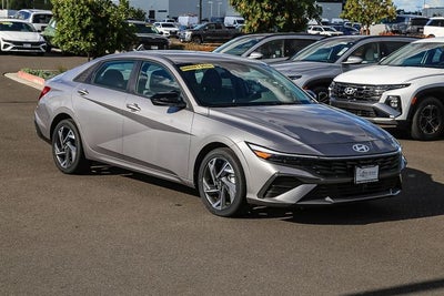 2025 Hyundai ELANTRA HYBRID SEL Sport