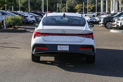 2026 Hyundai ELANTRA HYBRID Limited