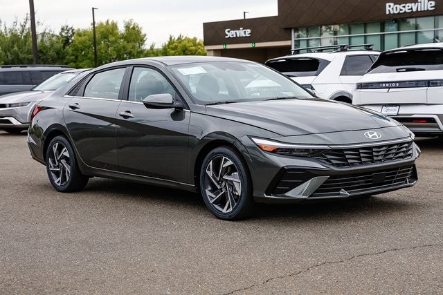 2026 Hyundai ELANTRA Limited