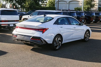 2026 Hyundai ELANTRA Limited