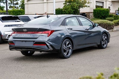2026 Hyundai ELANTRA Limited