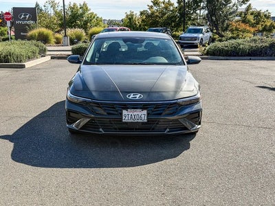 2025 Hyundai ELANTRA SEL Convenience