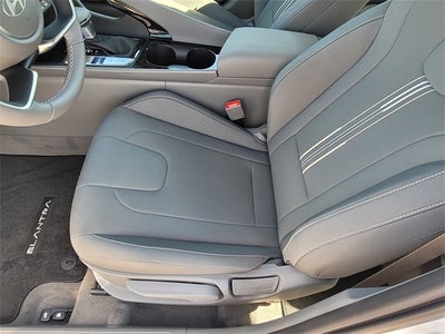 2025 Hyundai ELANTRA SEL Convenience