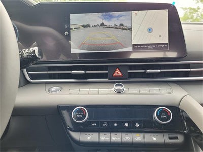 2025 Hyundai ELANTRA SEL Convenience