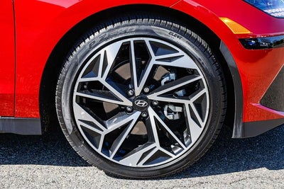 2025 Hyundai IONIQ 6 SEL