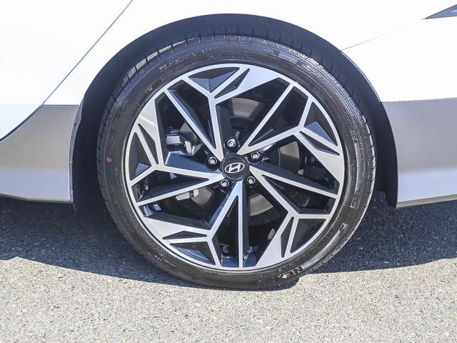 2023 Hyundai IONIQ 6 SEL