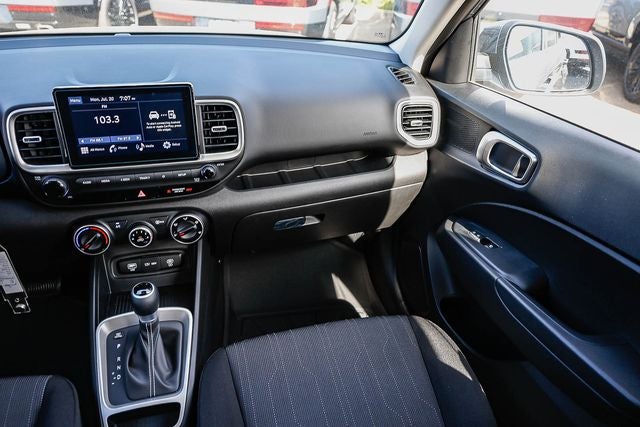 2026 Hyundai VENUE SE