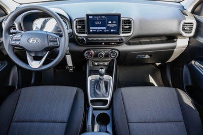 2026 Hyundai VENUE SE