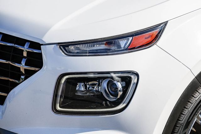 2023 Hyundai VENUE Limited