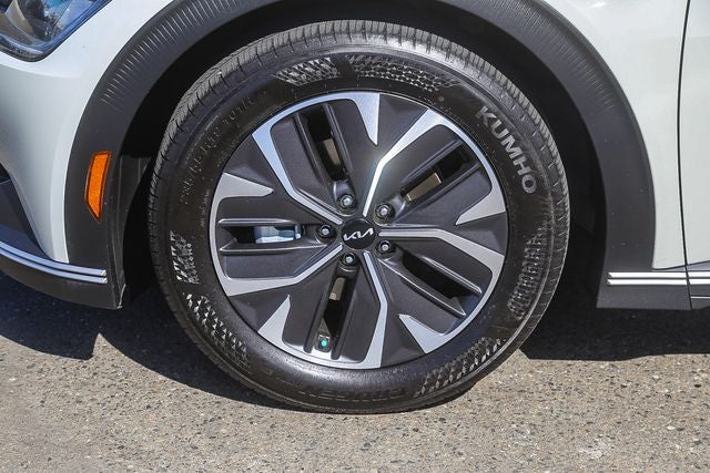 2024 Kia EV6 Light