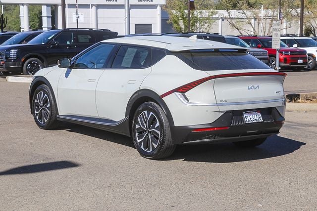 2024 Kia EV6 Light