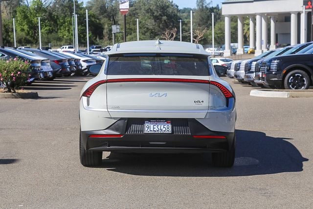 2024 Kia EV6 Light
