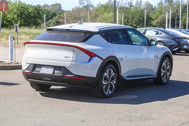 2024 Kia EV6 Light