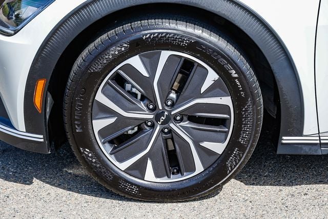 2024 Kia EV6 Light