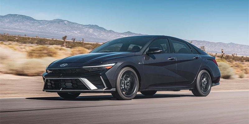 park on road hyundai elantra